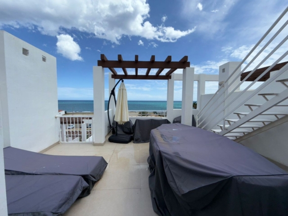 Appartement met zeezicht te koop in Mojácar Playa